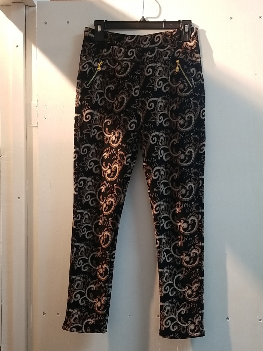 Black & Gold Scroll Print Skinny Pants